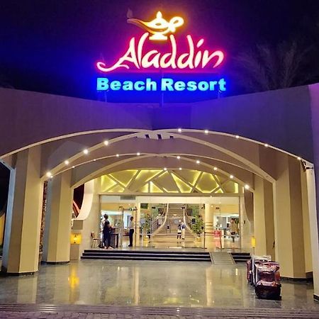 Aladdin Beach Resort Hurghada Bagian luar foto