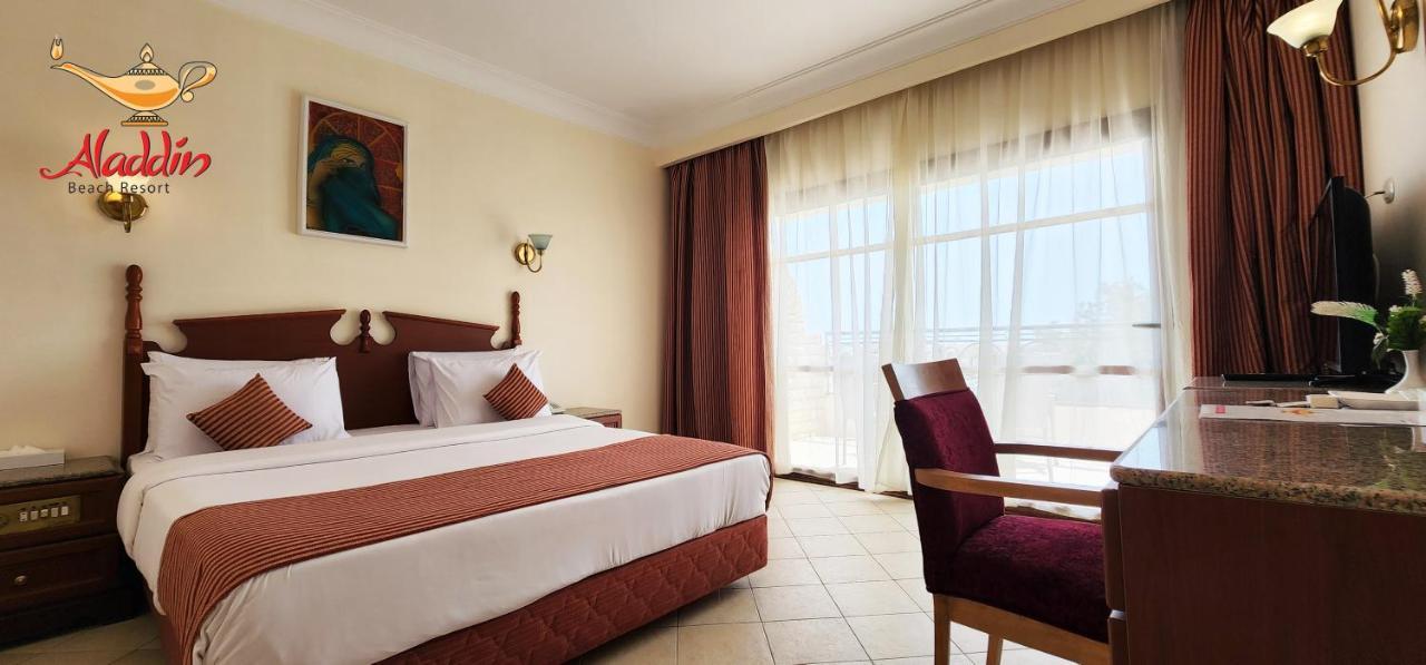 Aladdin Beach Resort Hurghada Bagian luar foto
