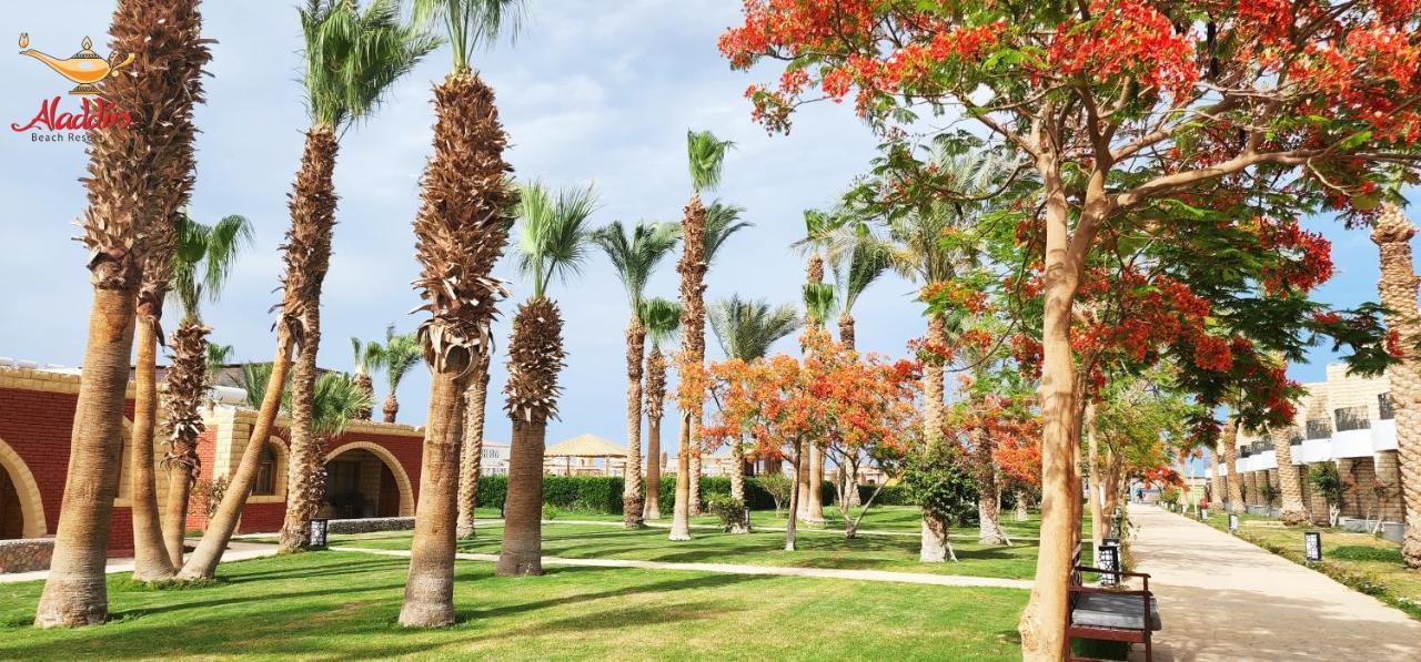 Aladdin Beach Resort Hurghada Bagian luar foto