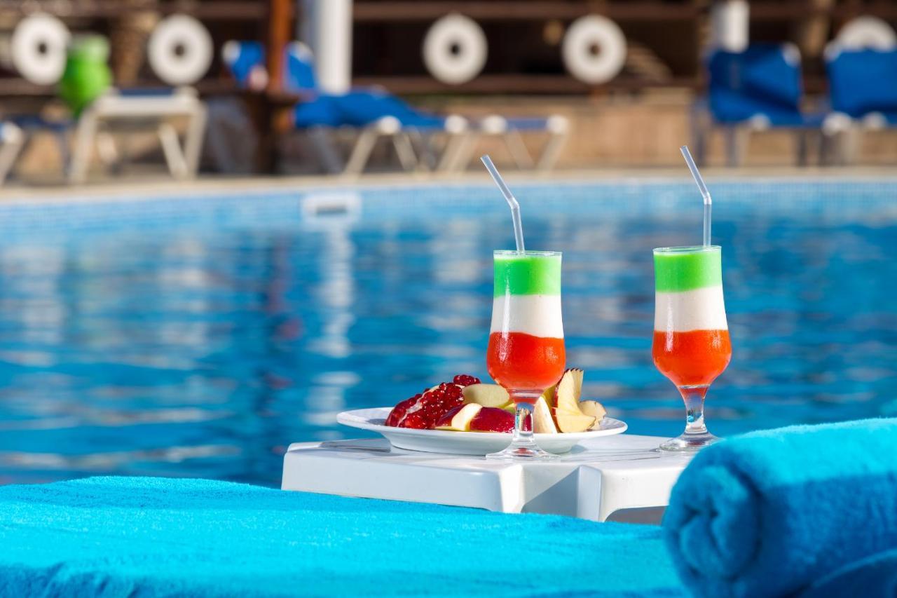 Aladdin Beach Resort Hurghada Bagian luar foto
