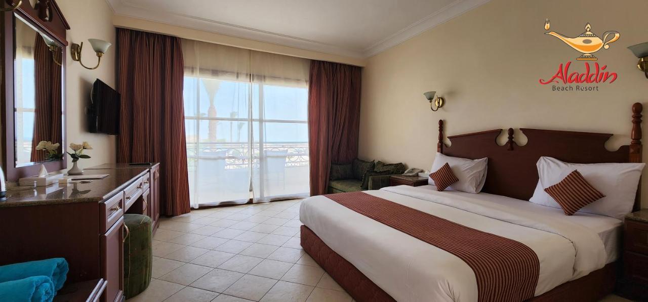 Aladdin Beach Resort Hurghada Bagian luar foto