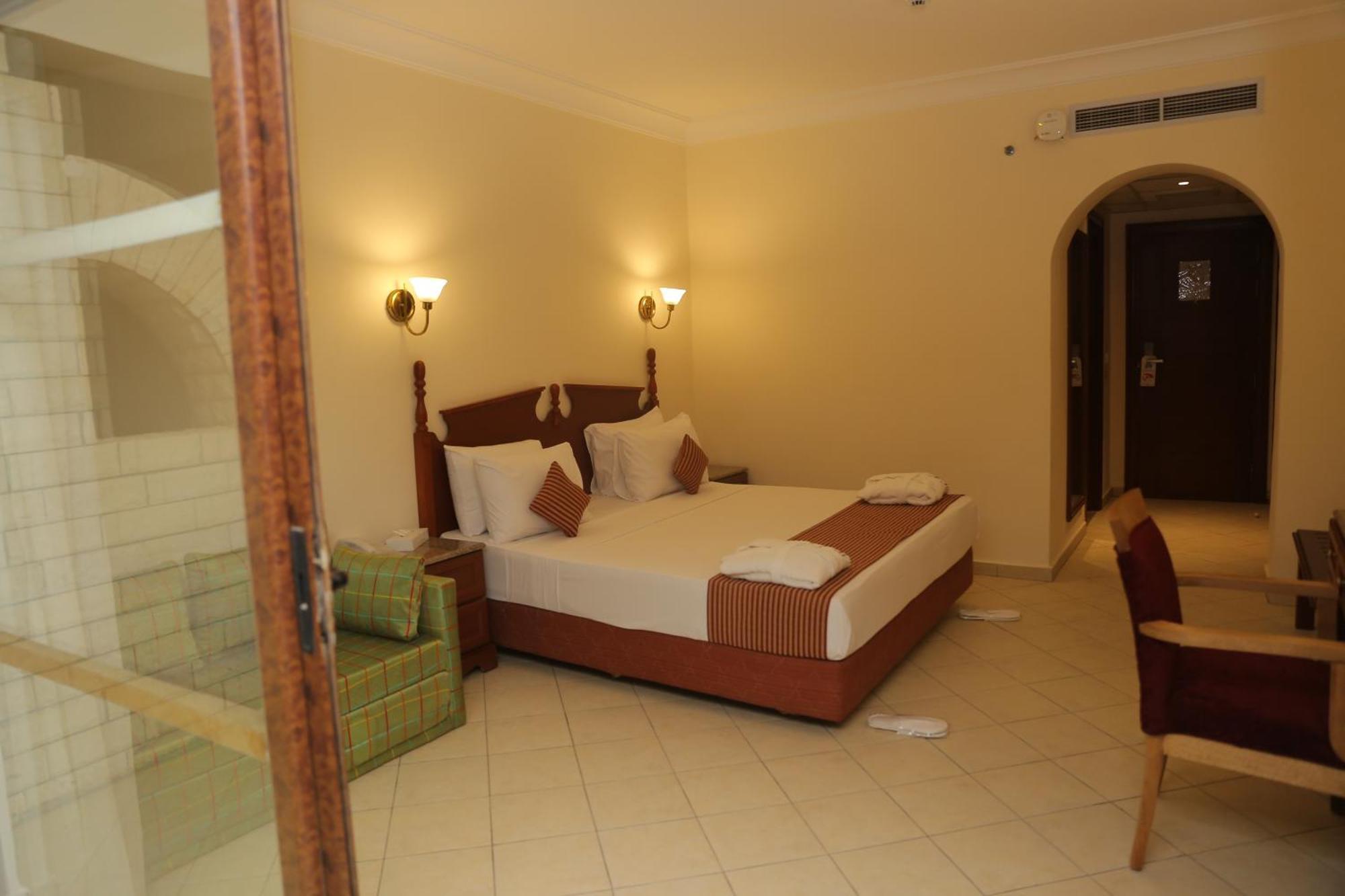 Aladdin Beach Resort Hurghada Ruang foto