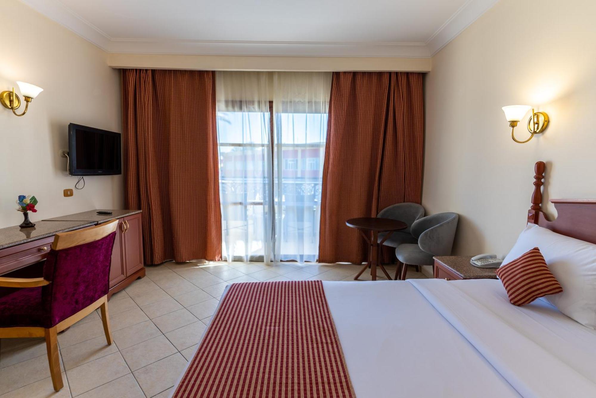 Aladdin Beach Resort Hurghada Ruang foto